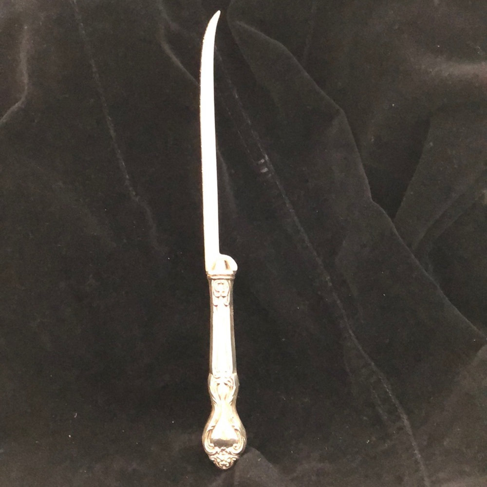 Beautiful Vintage Cake Knife Sterling Handle